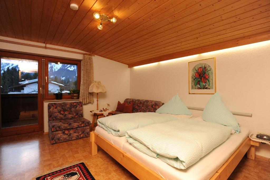 Haus Moosbrugger Hotel Reutte Room photo
